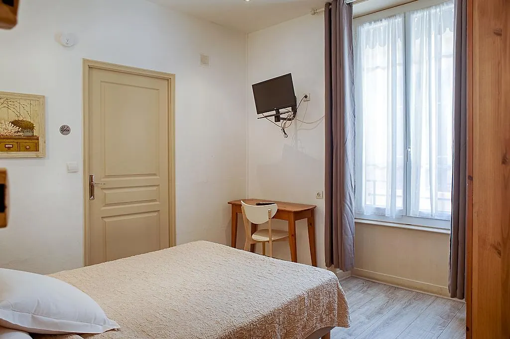 Hotel Hôtel des Facultés Lione